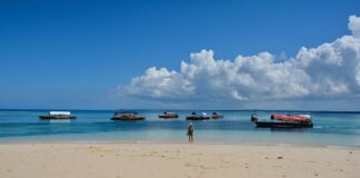 Turul Safari Blue din Zanzibar, o incantare pentru toate simturile! safari blue zanzibar