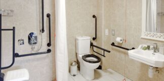 Care este cea mai inalta dimensiune pentru toaletele pentru persoane cu dizabilitati?