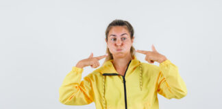 Cum te poate ajuta un set de dopuri de urechi pentru apa?