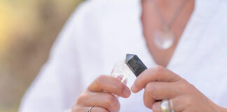 Cum pot purifica cristalele din bijuterii? Cum pot purifica cristalele din bijuterii