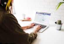 Cum pot creatorii de conținut să câștige bani din Facebook?