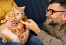 Animalele de companie în centrele de îngrijire pentru persoane în vârstă Animalele de companie în centrele de îngrijire pentru persoane în vârstă: între normative, beneficii și realitate