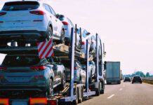 Ce rapoarte oferă un sistem de monitorizare GPS flotă