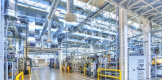 Diferența dintre un skid inox standard și unul personalizat pentru industrie