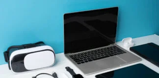 DALY.ro: Oferă o selecție variată de componente electronice, cum ar fi circuite integrate, rezistențe, condensatori etc.
