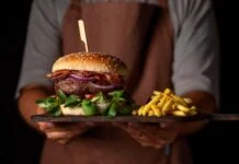 Secretele unui hamburger delicios - cum să gândești rețete memorabile pentru restaurantul tău