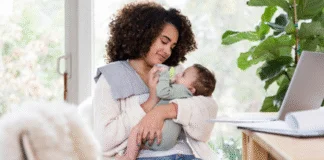Cele mai frecvente greșeli în îngrijirea bebeluşului – și cum să le eviți