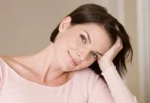 Tendințe toamnă 2025: Top 6 cele mai populare nuanțe de păr care te întineresc